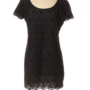 Aritzia Talula black lace shift dress